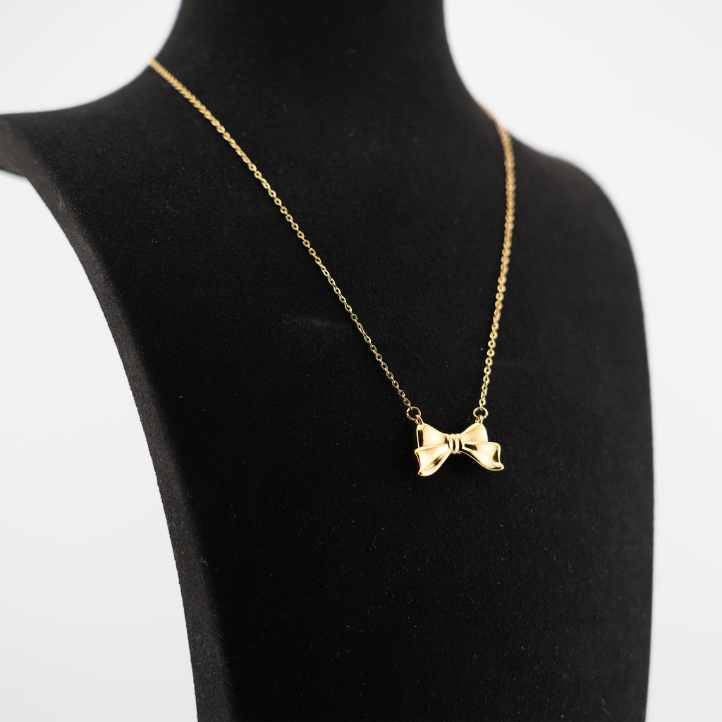 Bow Necklace